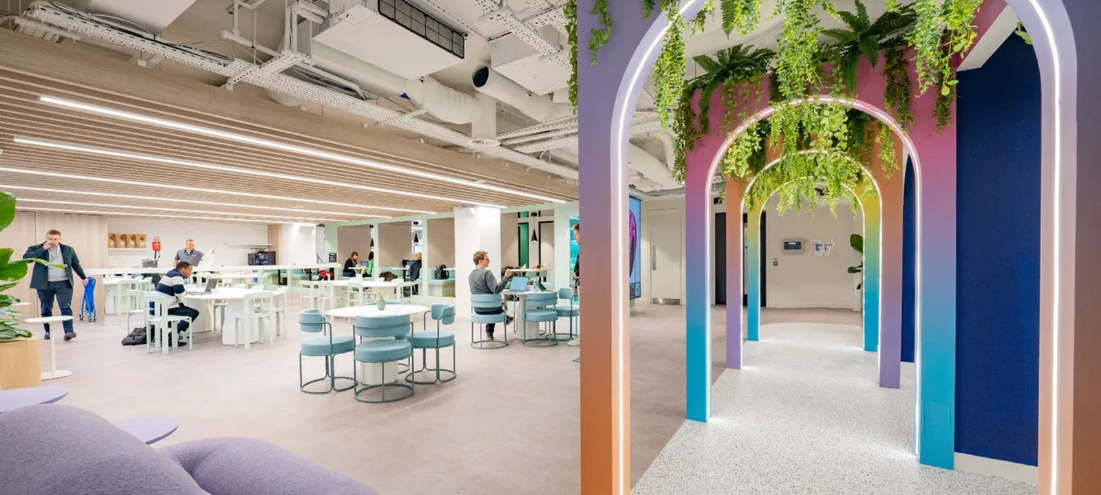 213 Oxford Street, Greater London - Image 1