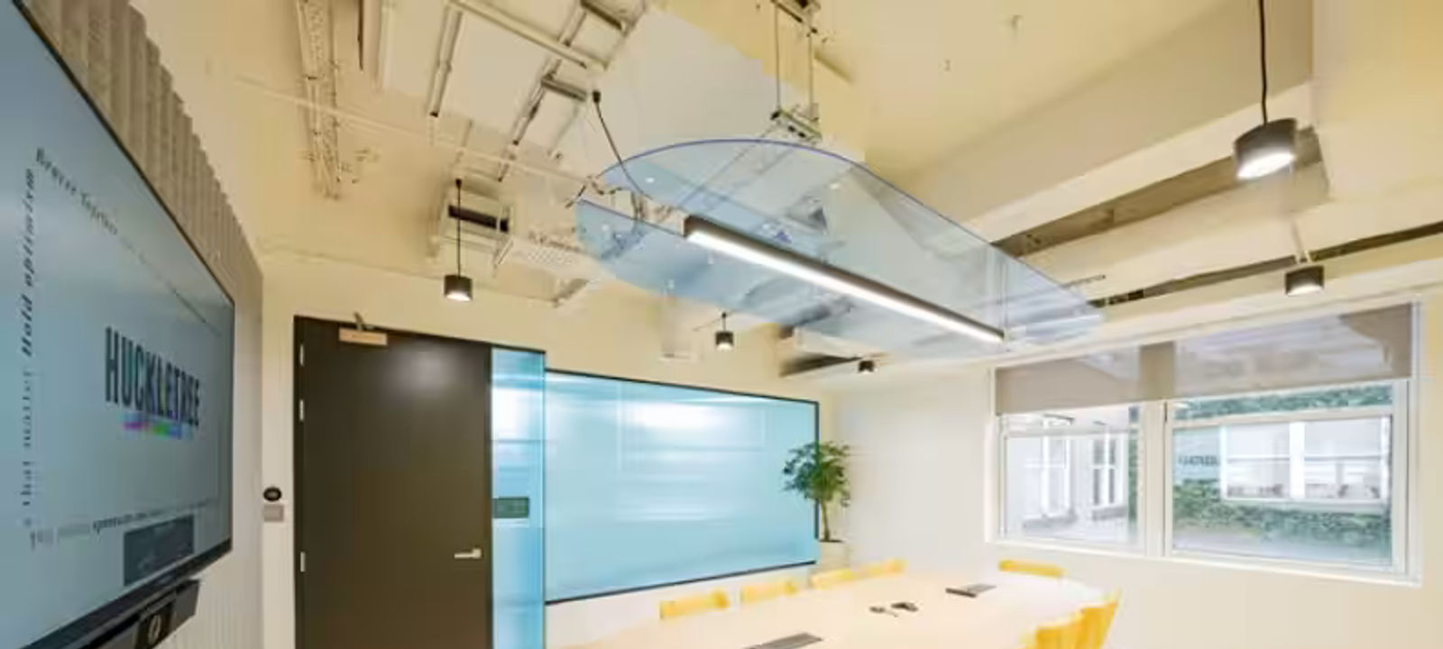 213 Oxford Street, Greater London - Image 1