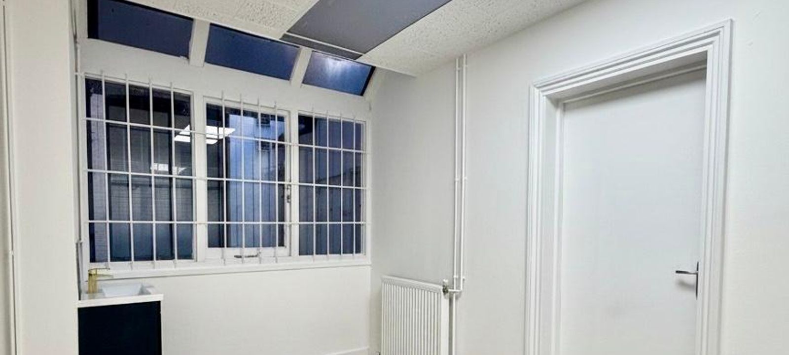 11 Welbeck Street 11 Welbeck Street, Greater London - Image 1