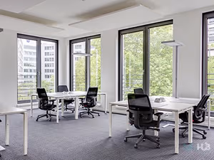 4 Person Coworking Desk
