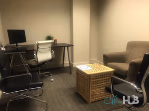 9 Person Shared Office