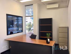 1 Person Private Office