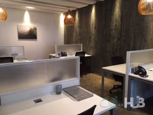 5 Person Coworking Desk