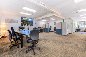 4 Person Coworking Desk