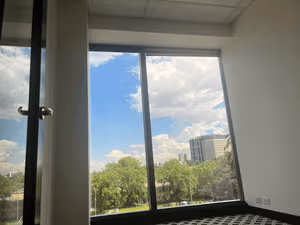 3 Person Private Office