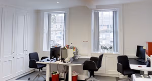 5 Person Private Office