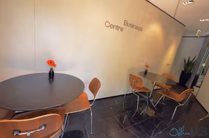 10 Person Coworking Desk