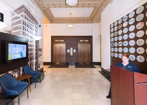 27 Person Private Office