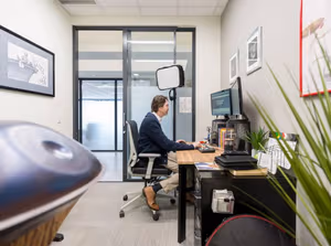 10 Person Private Office