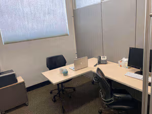 4 Person Coworking Desk