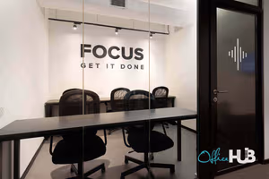 3 Person Shared Office