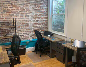 1 Person Private Office