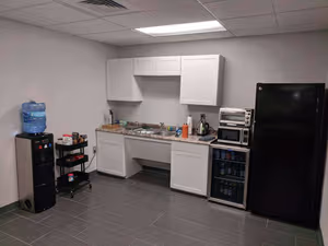 3 Person Coworking Desk