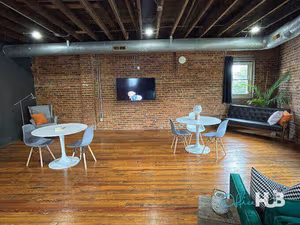 5 Person Coworking Desk