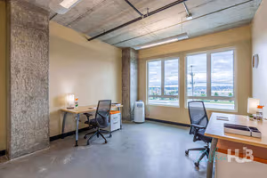 1 Person Private Office