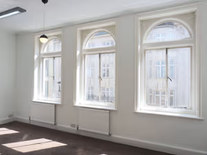 24 Person Managed Space