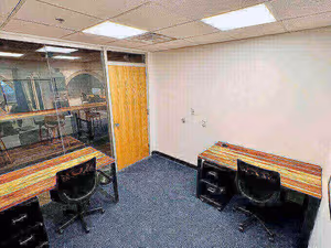 4 Person Private Office