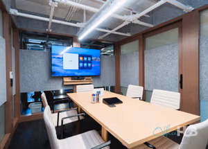 10 Person Private Office