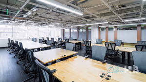 8 Person Private Office