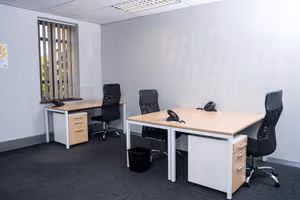 5 Person Private Office