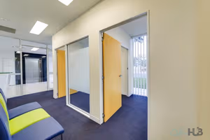 1 Person Private Office