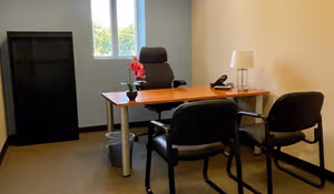 1 Person Private Office