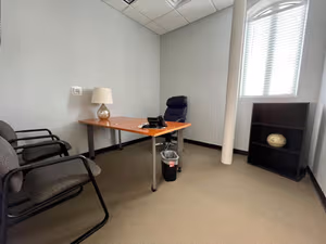 4 Person Private Office
