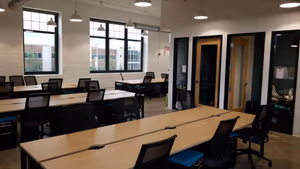 1 Person Coworking Desk