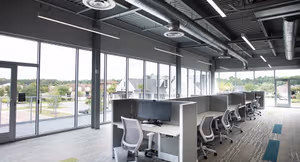 17 Person Coworking Desk