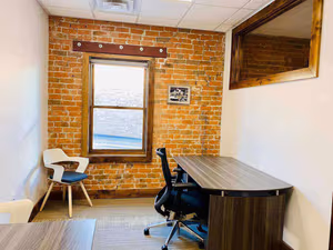 1 Person Private Office