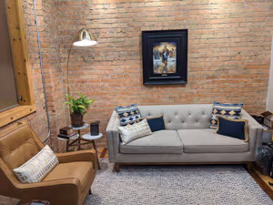 1 Person Private Office