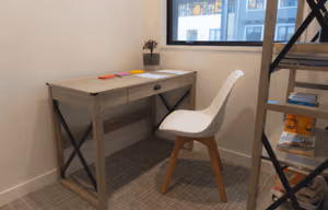 4 Person Coworking Desk