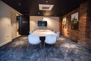 10 Person Private Office