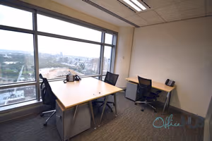 10 Person Private Office