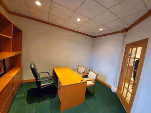 5 Person Private Office