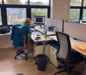 5 Person Coworking Desk