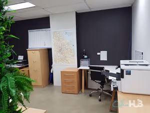 10 Person Private Office