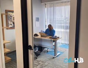 10 Person Private Office