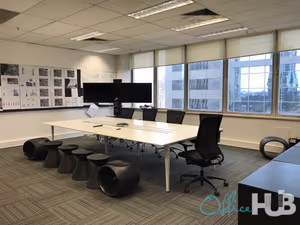 3 Person Shared Office