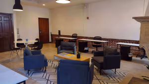 4 Person Coworking Desk