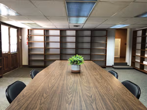 1 Person Coworking Desk