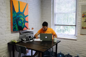 1 Person Coworking Desk