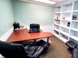 1 Person Private Office