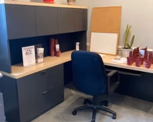 1 Person Coworking Desk
