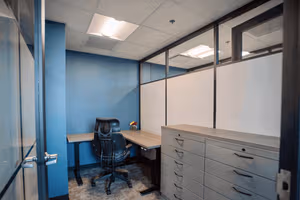 1 Person Coworking Desk