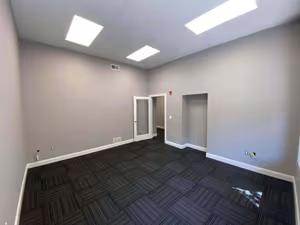 11 Person Private Office