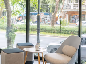 7 Person Private Office