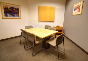 4 Person Coworking Desk