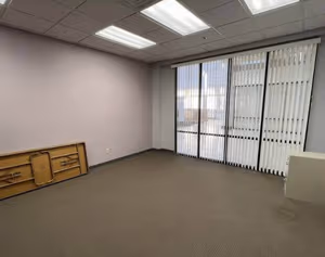 1 Person Private Office