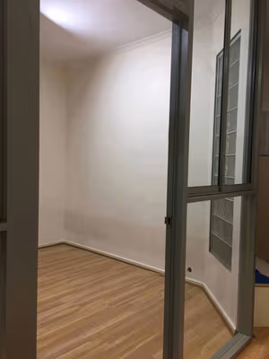 1 Person Private Office